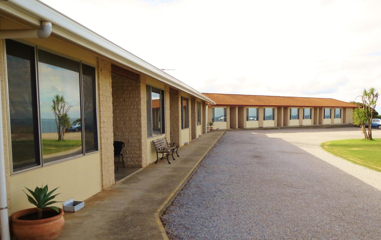 Stansbury Holiday Motel Bagian luar foto