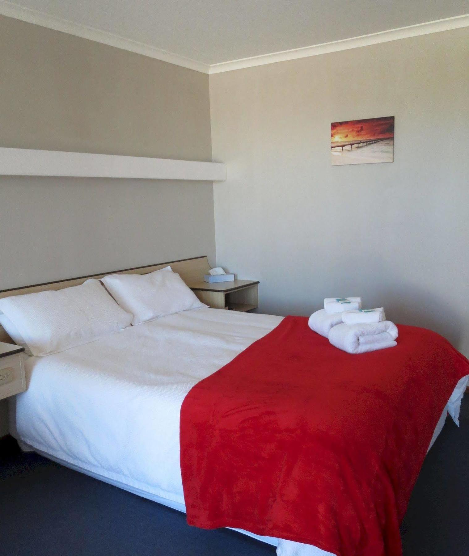 Stansbury Holiday Motel Bagian luar foto