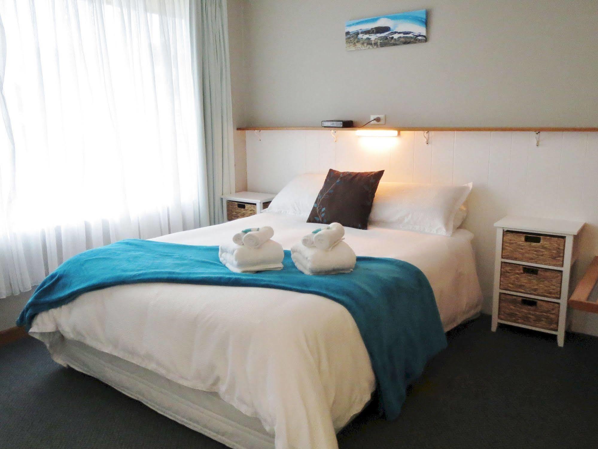 Stansbury Holiday Motel Bagian luar foto