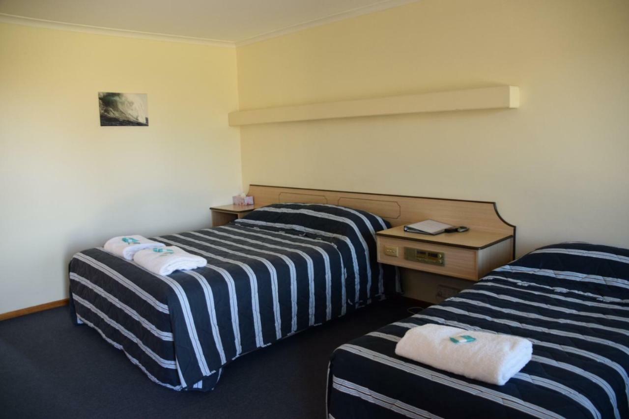 Stansbury Holiday Motel Bagian luar foto