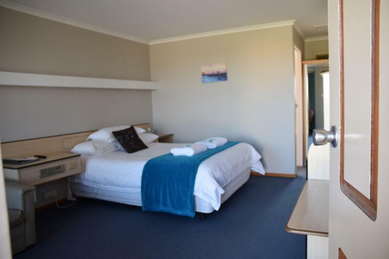 Stansbury Holiday Motel Bagian luar foto