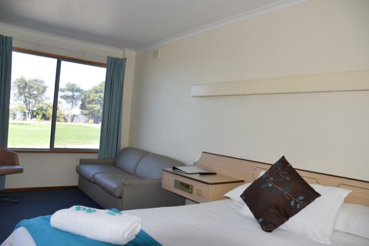 Stansbury Holiday Motel Bagian luar foto